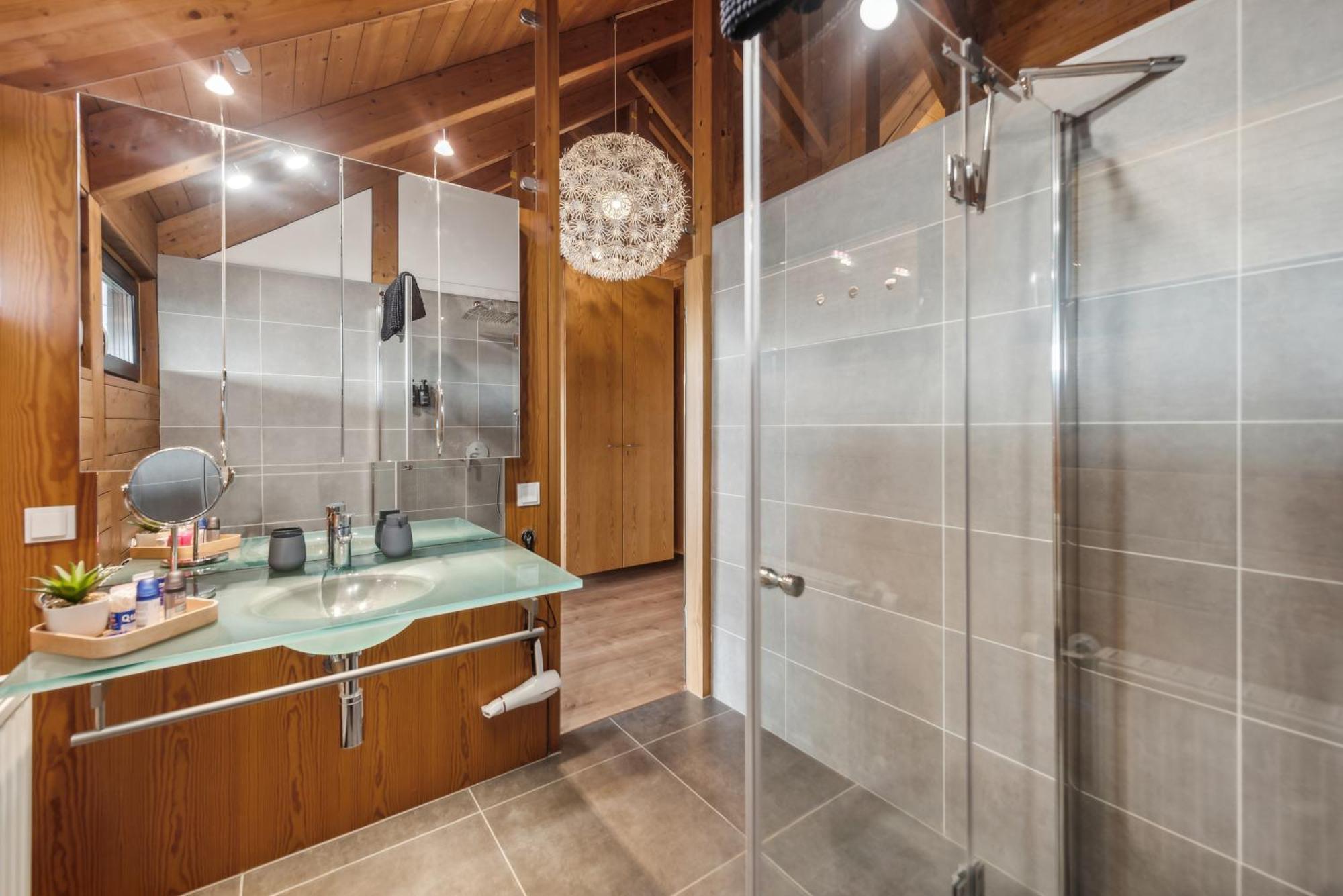 Alpine Golf Retreat: Luxury Maisonette With Sauna Sankt Wendel