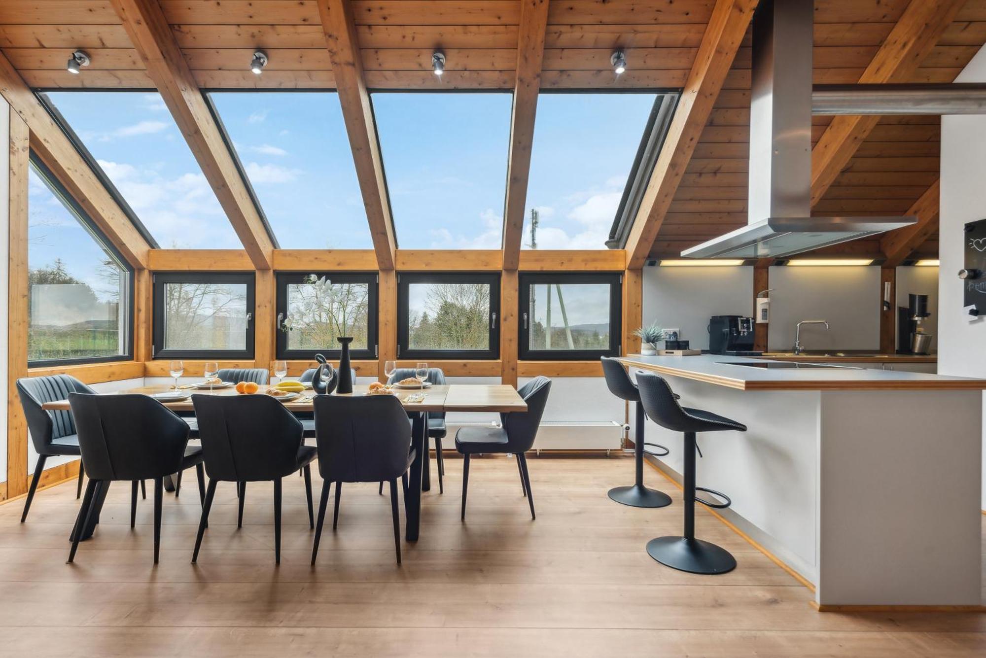 Apartment Alpine Golf Retreat: Luxury Maisonette With Sauna *